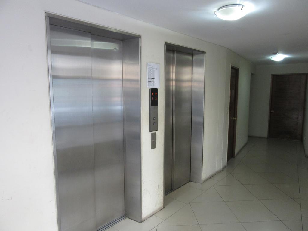 산티아고 Departamento Paseo Bulnes Metro La Moneda 아파트 외부 사진