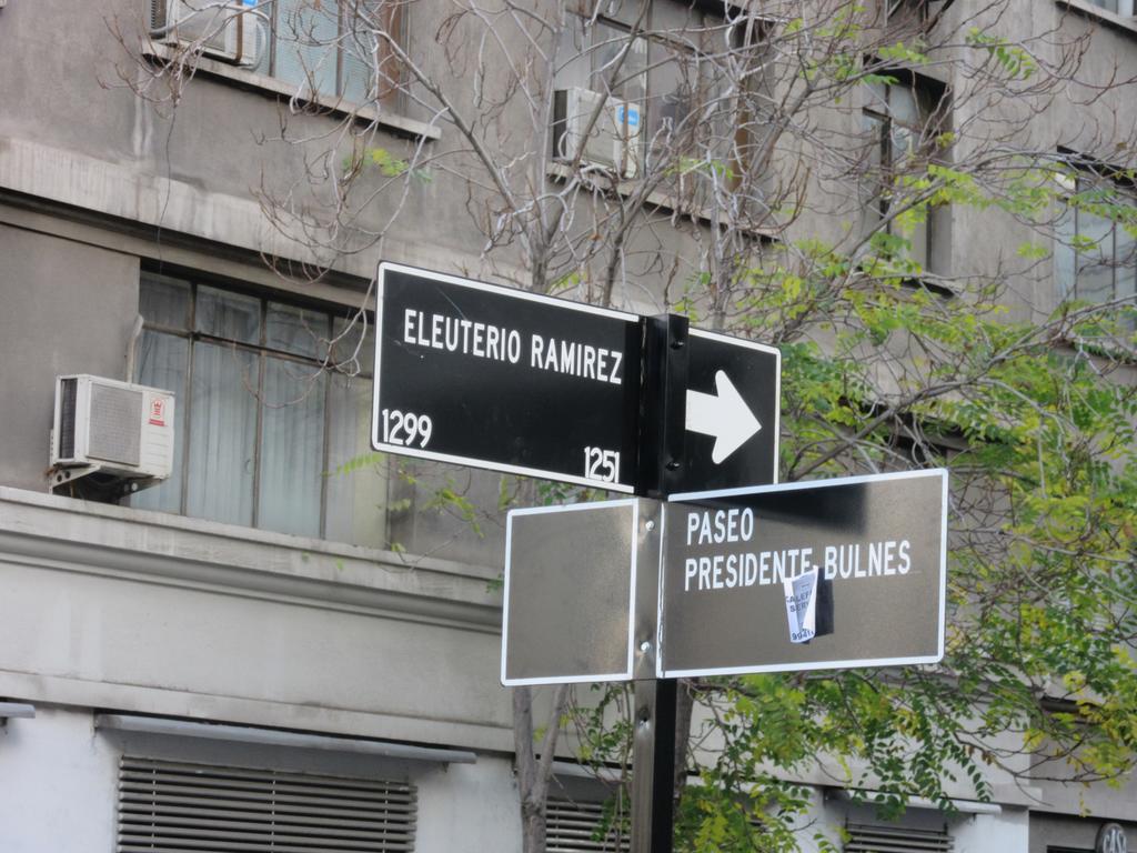 산티아고 Departamento Paseo Bulnes Metro La Moneda 아파트 외부 사진